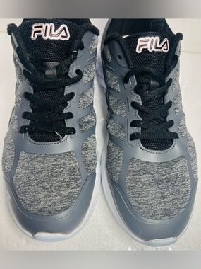 Fila Women’s Super  Stride Shoes  Size 10